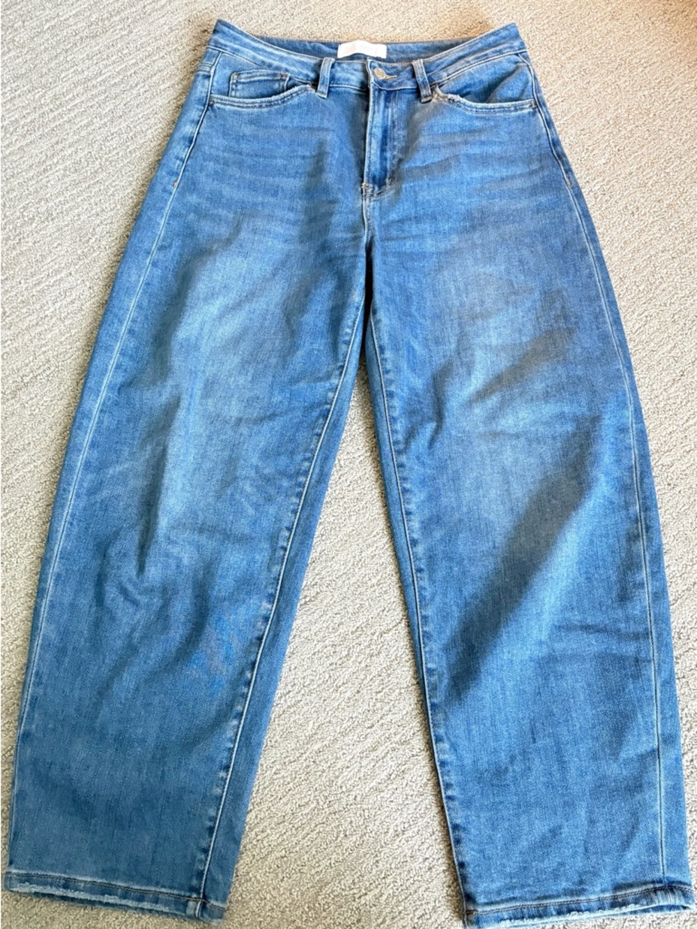 Classic High-Waist Barrel Blue Jeans - Women